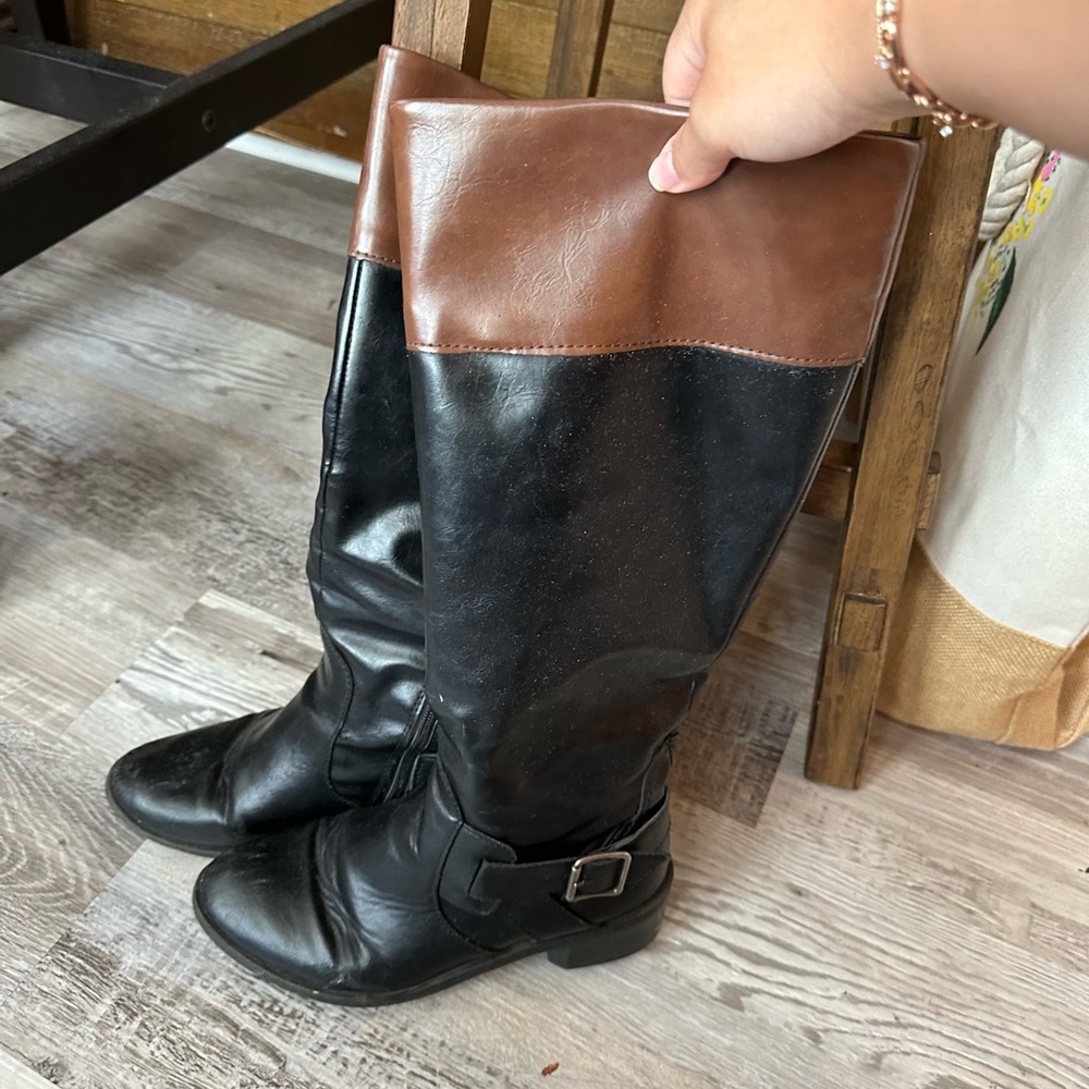 Women’s Riding Boots - Picture 2 of 4